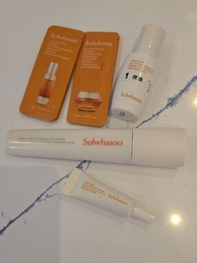 Sulwhasoo Set, Unused
